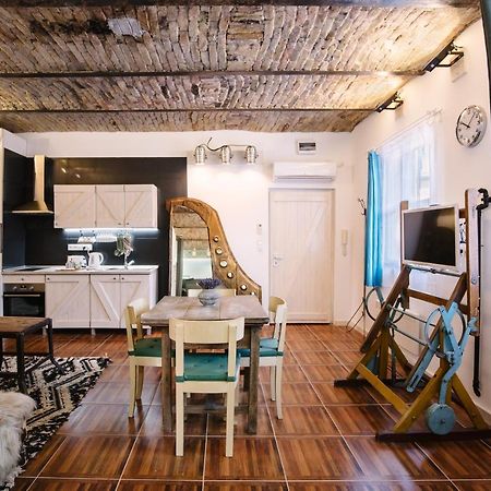 The Nest In Downtown Budapest Luaran gambar