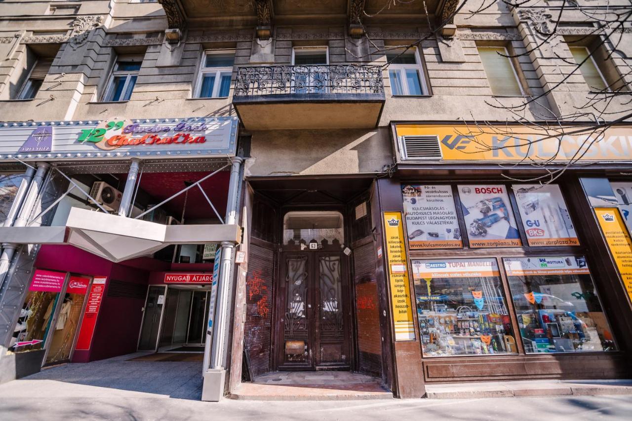 The Nest In Downtown Budapest Luaran gambar