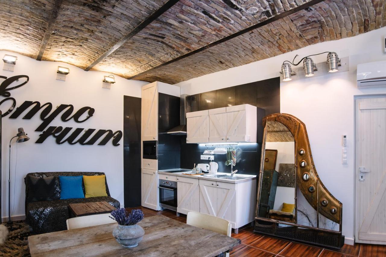 The Nest In Downtown Budapest Luaran gambar