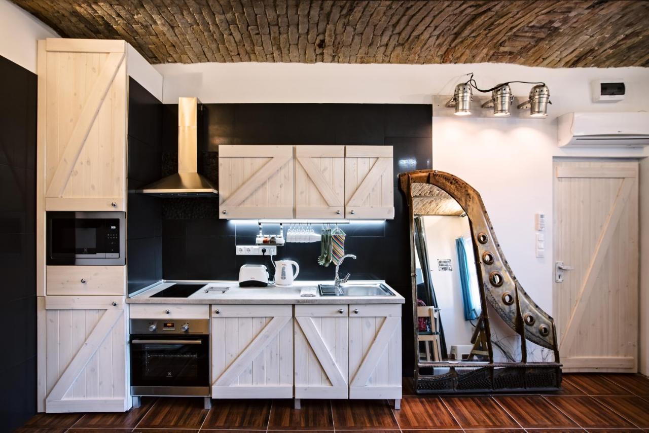The Nest In Downtown Budapest Luaran gambar